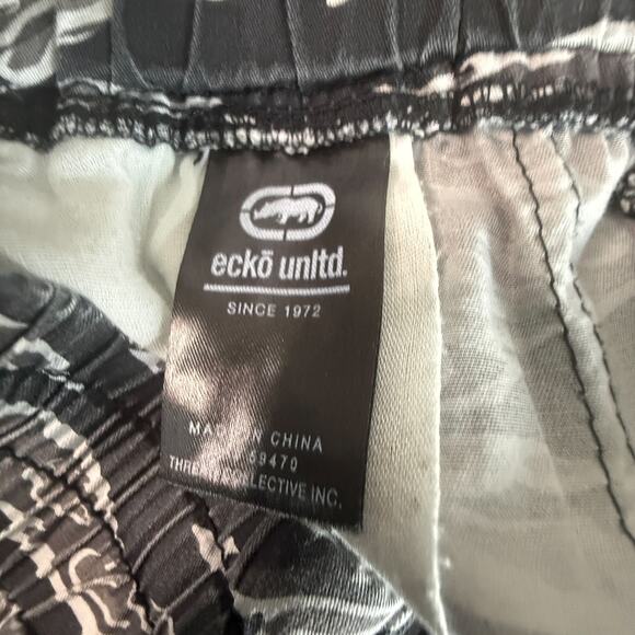 Ecko Unltd Tiger Camo Shorts Men’s L Drawstring Elastic Waist Side Logo Pockets - Picture 5 of 7